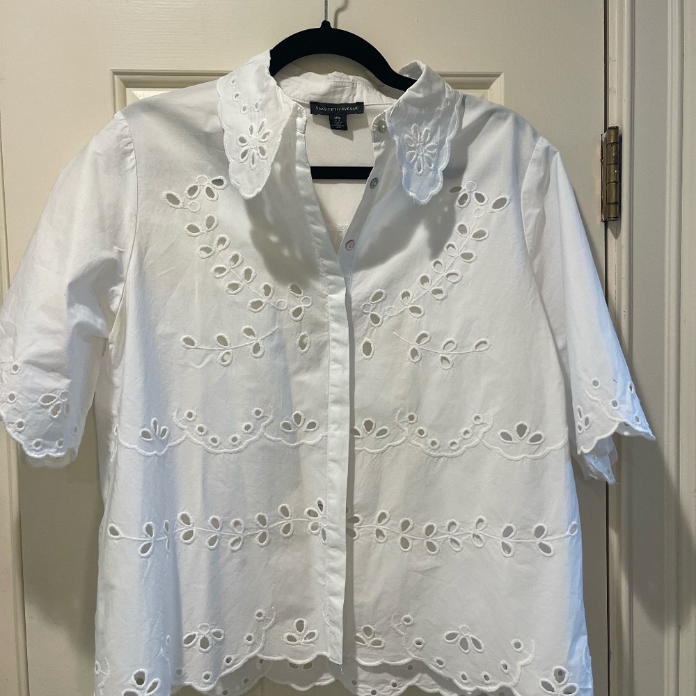 Vintage Saks 5th Avenue eyelet blouse